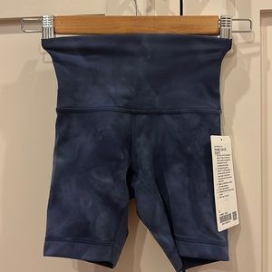 Lululemon Wunder Train High Rise Short 6”